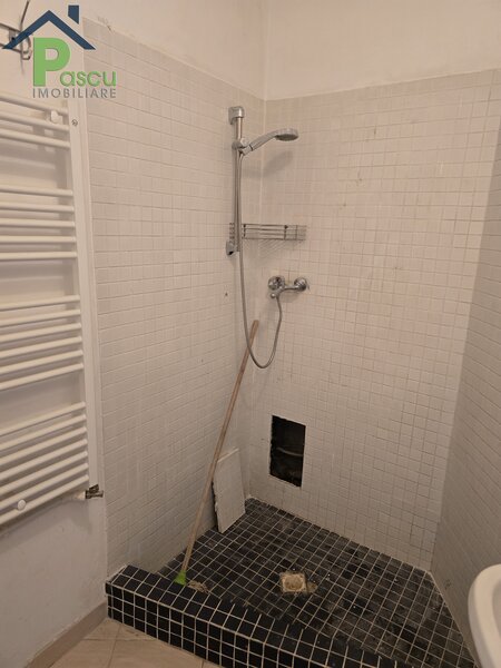 Calea Victoriei, str. Franklin, inchiriere apartament 4 camere, 110 mpu.